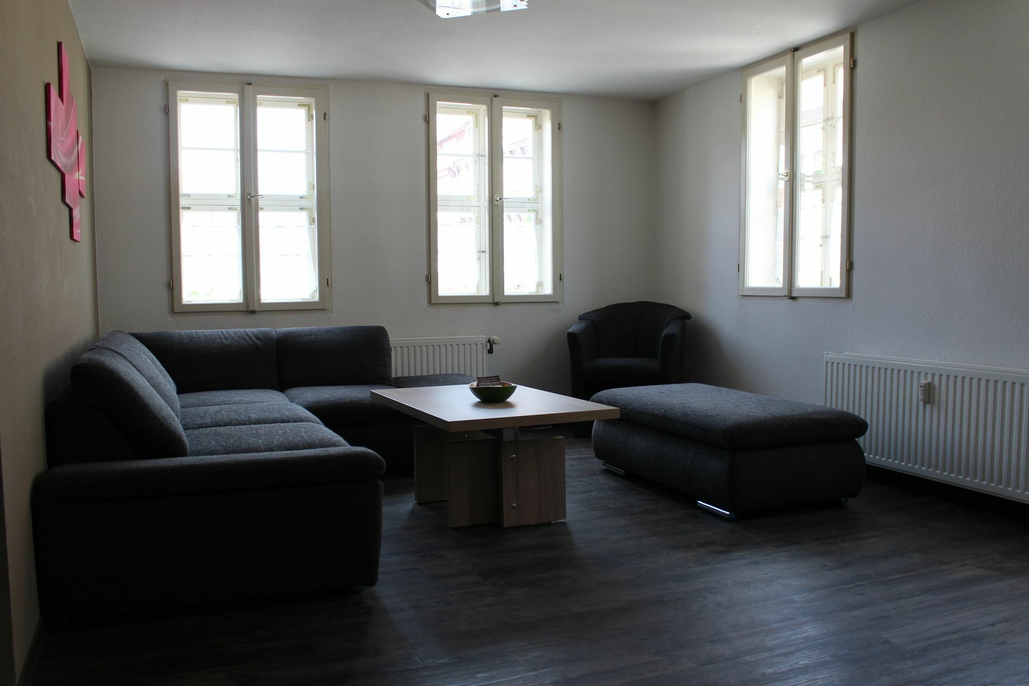 Am Brunnen Apartment *